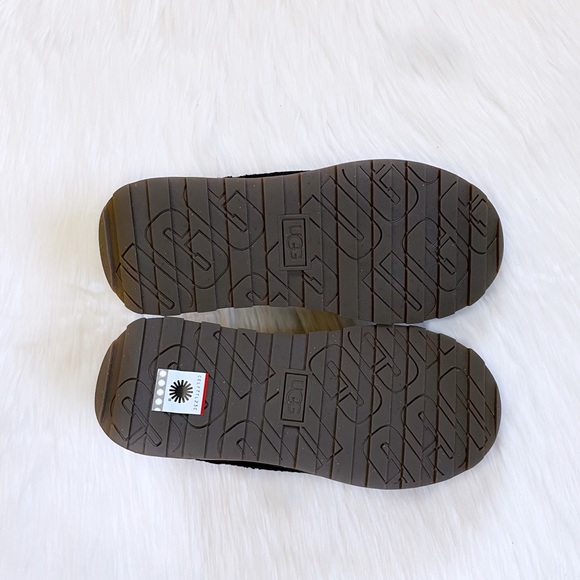 UGG Women’s Marin Lace Platform Canvas Sneakers - Picture 7 of 8